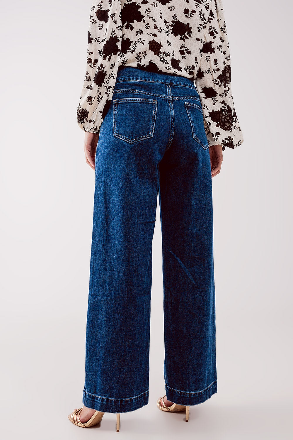 Jeans Femme boutonné sur le devant en bleu moyen