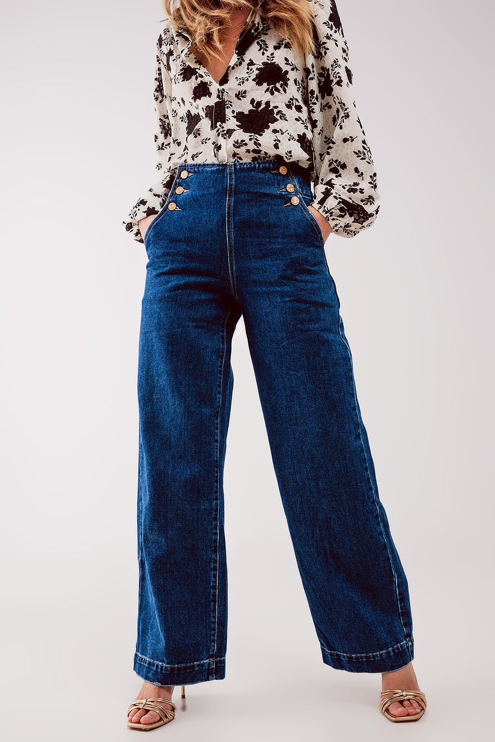 Jeans Femme boutonné sur le devant en bleu moyen